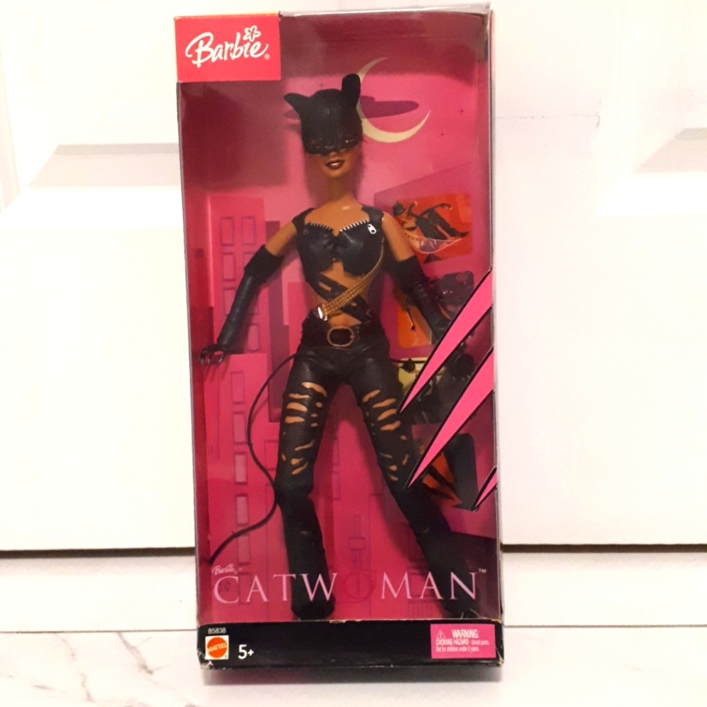 2004 Halle Berry Catwoman Barbie IN BOX